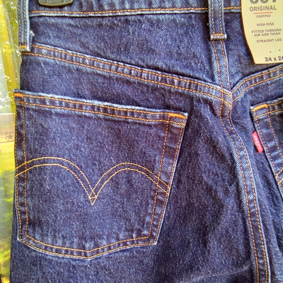 NWT Womens 501 Levi's Original Cropped jeans - Picture 11 of 13